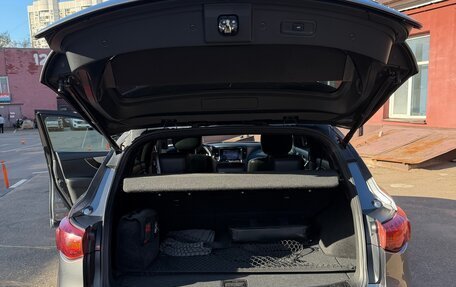 Infiniti QX70, 2015 год, 2 800 000 рублей, 16 фотография