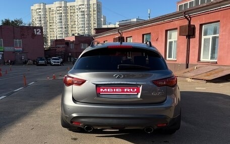 Infiniti QX70, 2015 год, 2 800 000 рублей, 5 фотография