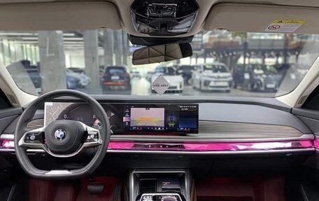 BMW 7 серия, 2023 год, 11 100 000 рублей, 19 фотография
