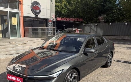 Hyundai Elantra, 2023 год, 2 200 000 рублей, 2 фотография