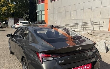Hyundai Elantra, 2023 год, 2 200 000 рублей, 5 фотография