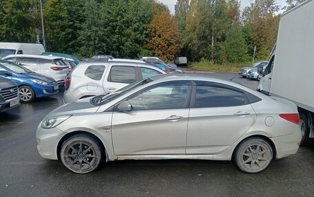 Hyundai Solaris II рестайлинг, 2013 год, 435 000 рублей, 3 фотография