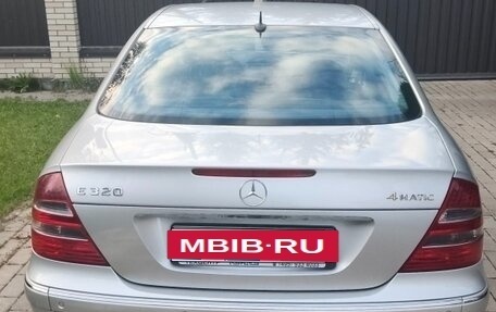Mercedes-Benz E-Класс, 2004 год, 600 000 рублей, 18 фотография