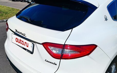 Maserati Levante I, 2017 год, 4 200 000 рублей, 11 фотография