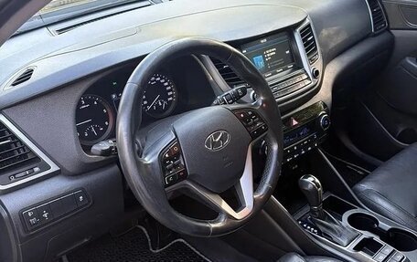Hyundai Tucson III, 2017 год, 1 800 000 рублей, 4 фотография