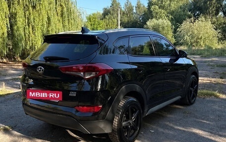 Hyundai Tucson III, 2017 год, 1 800 000 рублей, 2 фотография