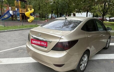 Hyundai Solaris II рестайлинг, 2011 год, 550 000 рублей, 4 фотография