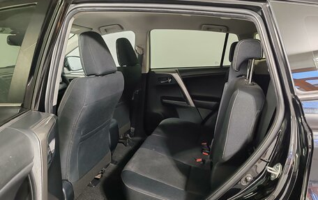 Toyota RAV4, 2018 год, 2 599 000 рублей, 15 фотография