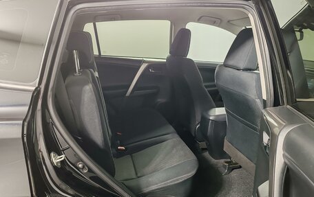 Toyota RAV4, 2018 год, 2 599 000 рублей, 16 фотография