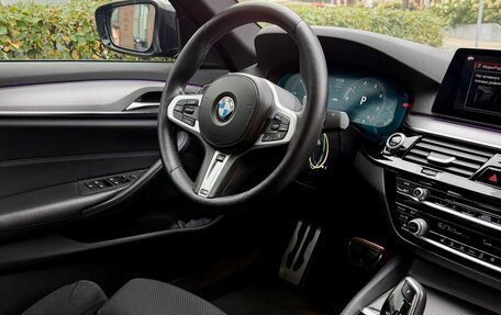 BMW 5 серия, 2019 год, 3 700 000 рублей, 13 фотография