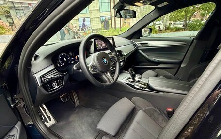 BMW 5 серия, 2019 год, 3 700 000 рублей, 8 фотография