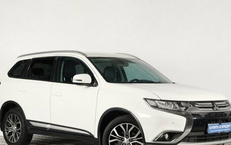 Mitsubishi Outlander III рестайлинг 3, 2017 год, 2 249 000 рублей, 2 фотография