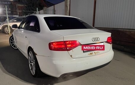 Audi A4, 2009 год, 850 000 рублей, 3 фотография