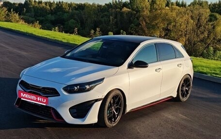 KIA cee'd III, 2021 год, 1 999 900 рублей, 2 фотография