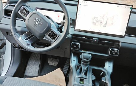 Toyota RAV4, 2026 год, 4 149 000 рублей, 7 фотография