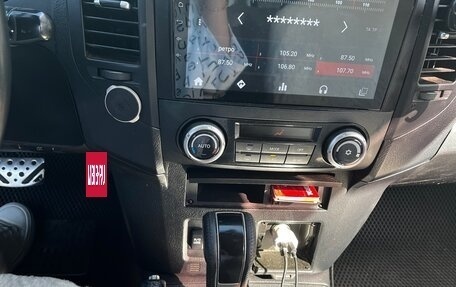Mitsubishi Pajero IV, 2011 год, 1 760 000 рублей, 9 фотография