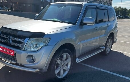 Mitsubishi Pajero IV, 2011 год, 1 760 000 рублей, 5 фотография