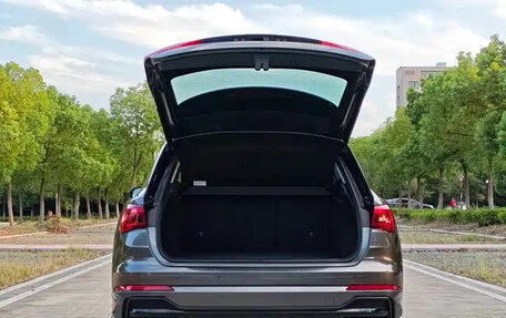 Audi Q3, 2023 год, 2 470 000 рублей, 13 фотография
