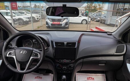 Hyundai Solaris II рестайлинг, 2012 год, 899 000 рублей, 16 фотография
