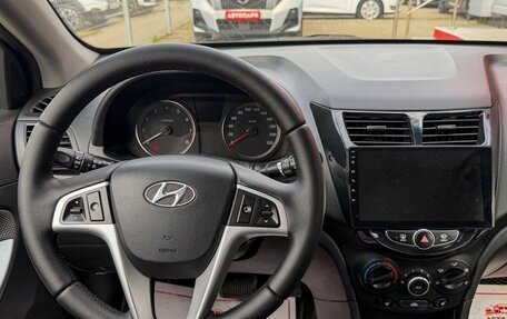 Hyundai Solaris II рестайлинг, 2012 год, 899 000 рублей, 17 фотография