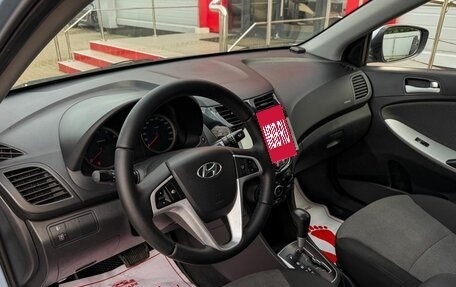 Hyundai Solaris II рестайлинг, 2012 год, 899 000 рублей, 8 фотография