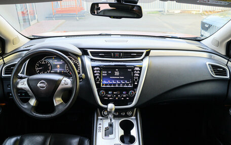 Nissan Murano, 2017 год, 2 600 000 рублей, 10 фотография