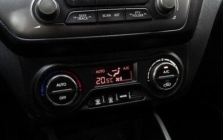 KIA Rio III рестайлинг, 2013 год, 850 000 рублей, 20 фотография