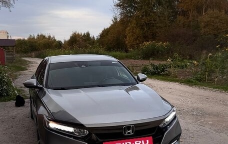 Honda Accord IX рестайлинг, 2019 год, 1 800 000 рублей, 4 фотография