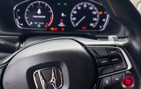 Honda Accord IX рестайлинг, 2019 год, 1 800 000 рублей, 15 фотография