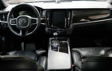 Volvo V90 II, 2018 год, 3 190 000 рублей, 10 фотография