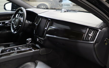 Volvo V90 II, 2018 год, 3 190 000 рублей, 12 фотография