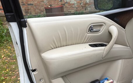 Infiniti QX56, 2011 год, 1 300 000 рублей, 6 фотография