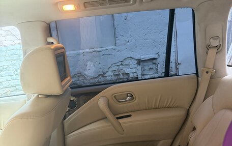 Infiniti QX56, 2011 год, 1 300 000 рублей, 11 фотография