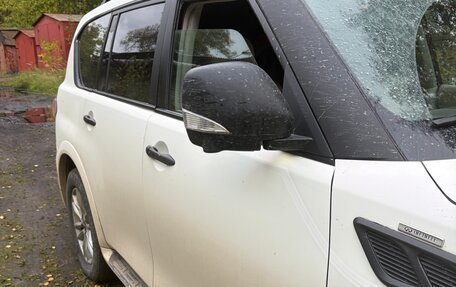 Infiniti QX56, 2011 год, 1 300 000 рублей, 2 фотография