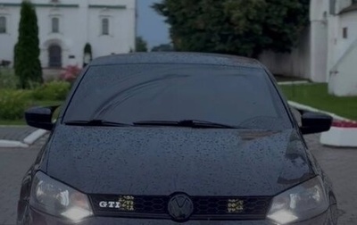 Volkswagen Polo VI (EU Market), 2013 год, 750 000 рублей, 1 фотография