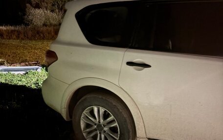 Infiniti QX56, 2011 год, 1 300 000 рублей, 23 фотография