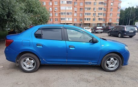 Renault Logan II, 2017 год, 370 000 рублей, 15 фотография