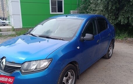 Renault Logan II, 2017 год, 370 000 рублей, 14 фотография