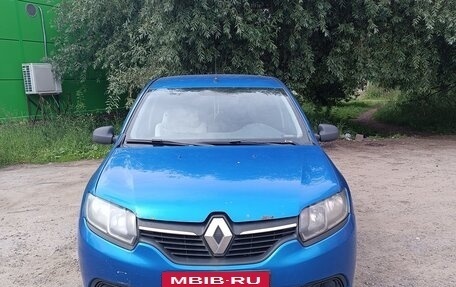 Renault Logan II, 2017 год, 370 000 рублей, 16 фотография