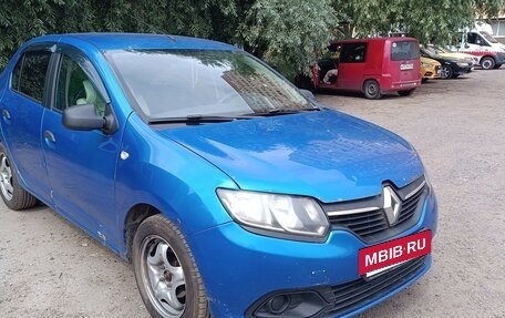 Renault Logan II, 2017 год, 370 000 рублей, 17 фотография