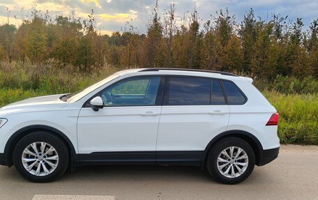 Volkswagen Tiguan II, 2020 год, 2 950 000 рублей, 3 фотография
