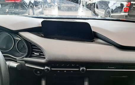 Mazda 3, 2021 год, 1 970 000 рублей, 19 фотография