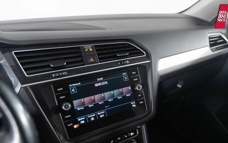 Volkswagen Tiguan II, 2019 год, 2 800 000 рублей, 11 фотография