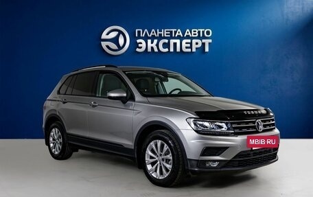 Volkswagen Tiguan II, 2019 год, 2 800 000 рублей, 6 фотография