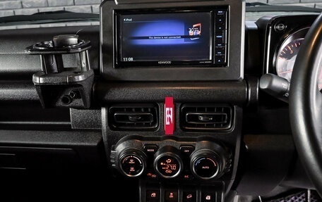 Suzuki Jimny, 2021 год, 2 300 000 рублей, 14 фотография