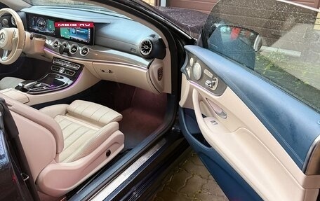 Mercedes-Benz E-Класс, 2017 год, 3 700 000 рублей, 11 фотография