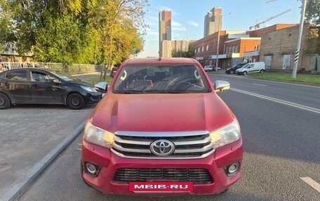 Toyota Hilux VIII, 2017 год, 2 350 000 рублей, 12 фотография