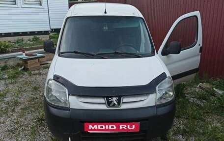 Peugeot Partner II рестайлинг 2, 2011 год, 300 000 рублей, 6 фотография