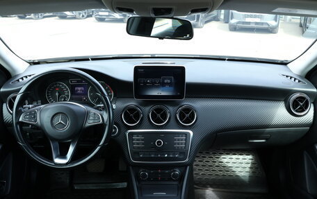 Mercedes-Benz GLA, 2015 год, 1 690 000 рублей, 12 фотография
