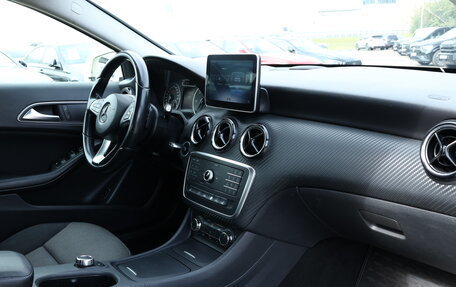 Mercedes-Benz GLA, 2015 год, 1 690 000 рублей, 9 фотография